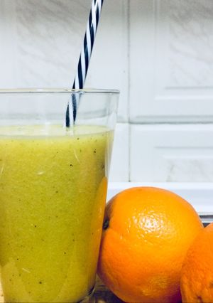 Foto principal de Zumo cítrico con plátano
