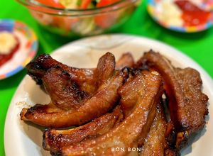 Hình của món Sườn Non Nướng Mật Ong.