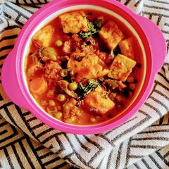 A picture of Paneer With Veggies.