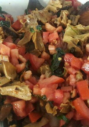 Una foto de Ensalada con Girgolas