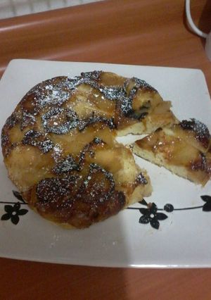Una foto de Volteado de manzana en sartén