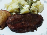 Bife americano y pollo con ensalada de Papa huevo y chaucha