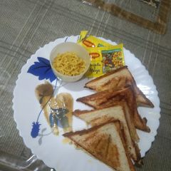 Maggi sandwich A picture of Maggi sandwich.