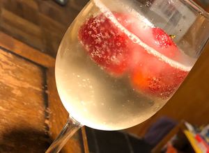 Una foto de Cóctel Champagne Kiss