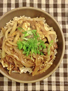ぎゅどん。10分鐘牛丼飯 的食譜成品照片