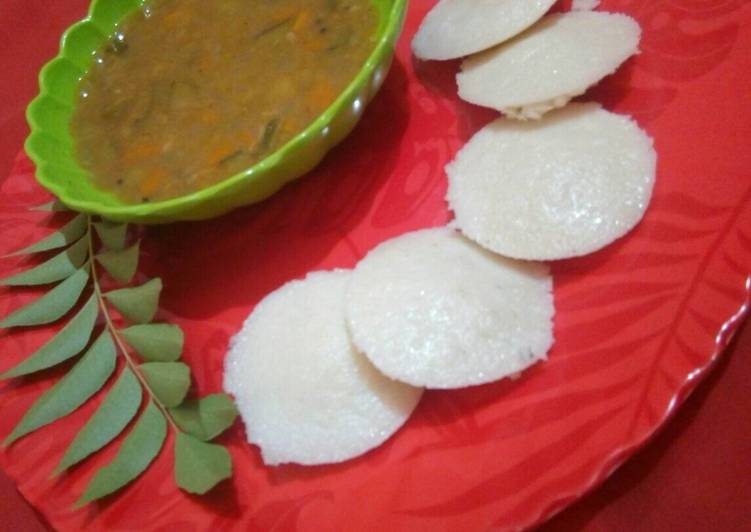 Recipe of Favorite Idli sambar
