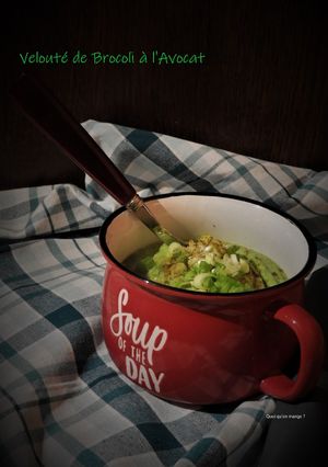 Une photo de Velouté de brocoli à l’avocat