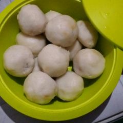 A picture of Rice Flour Dumppling (Orissa ka Manda pitha).