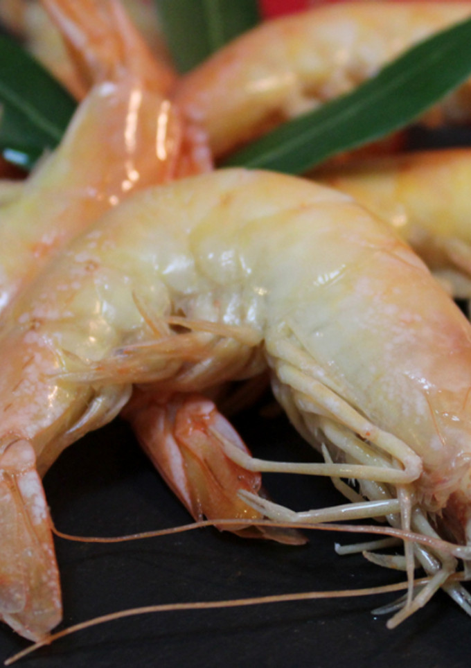 Una foto de Truco para cocer langostinos | Receta de Navidad