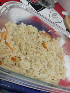 Una foto de 🍚 Tupper de arroz y lomo