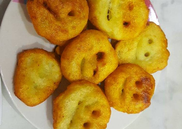Cara Gampang Membuat Smile potato (kentang goreng) yang Bikin Ngiler