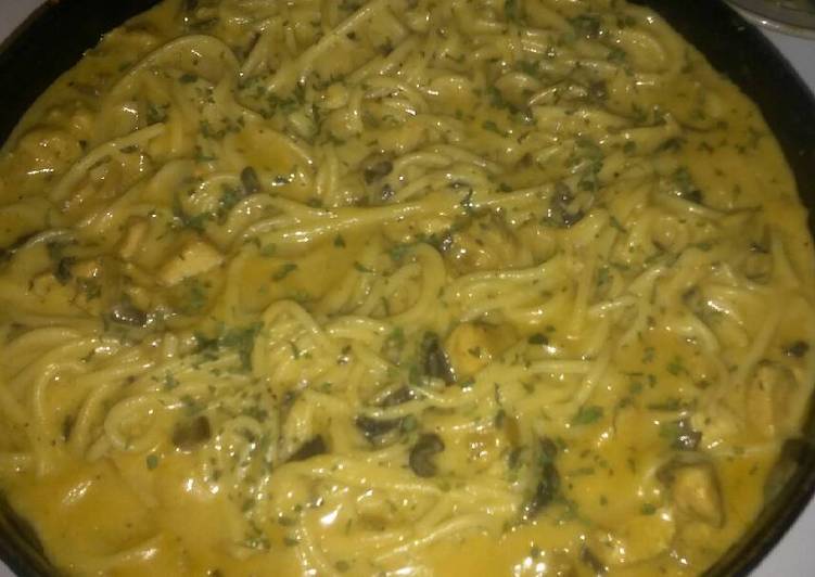 Recipe of Any-night-of-the-week My Cheesy Chicken Alfredo w Mushrooms