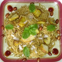 A picture of Chicken chowmin.