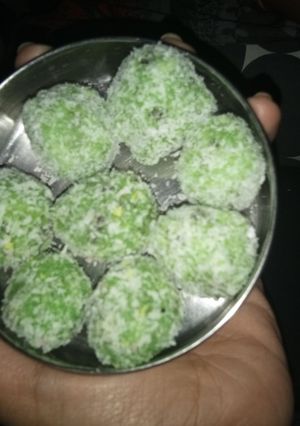 A picture of Pan Ke Laddu.