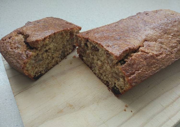 Bizcocho de avena y naranja con pasas y nueces