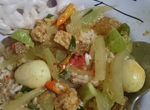 Foto resep Sambel goreng (lodeh) labu siam telur puyuh cecek pete