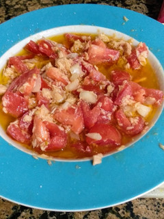 Foto principal de Tomate con Atún y Cebolla