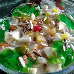A picture of Custard sawiyan dessert.