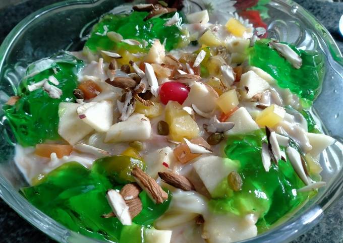 Custard sawiyan dessert