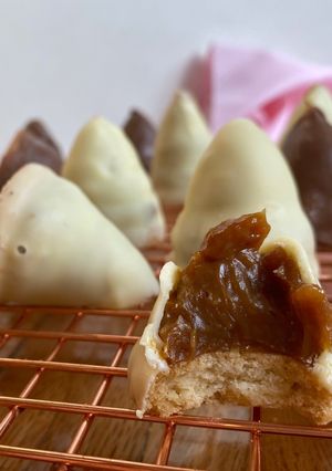 Una foto de Conitos de dulce de leche (con coco)