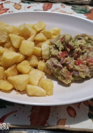 A picture of Simple garlic potatoes #garlic.