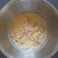 A picture of Spaghetti Carbonara.