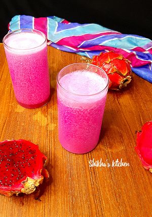 ড্রাগন, টকদই এর লাচ্ছি রেসিপির প্রধান ছবি