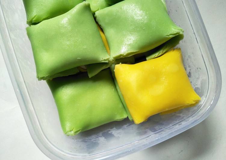 makanan Pancake Durian yang Enak Banget