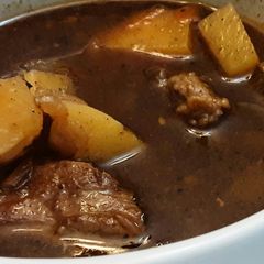 A picture of A1 Steakhouse Soup.