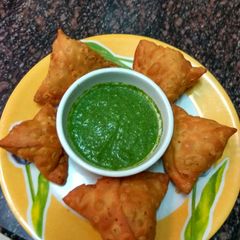 A picture of Samosa.