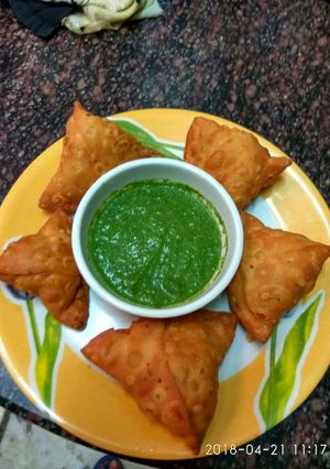 A picture of Samosa.