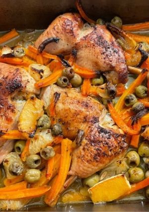 Une photo de Poulet aux olives et citron saveurs orientales