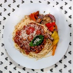 A picture of Spaghetti al Pomodoro.