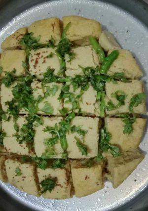 A picture of Corn Dhokla.
