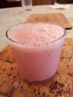Una foto de Batido de fresa casero