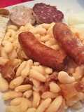 Judías blancas con cansalada y botifarras variadas