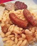 Judías blancas con cansalada y botifarras variadas