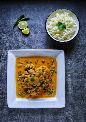 গোটা ফুলকপির রোস্ট (Phoolkopir roast recipe in bengali) রেসিপির প্রধান ছবি