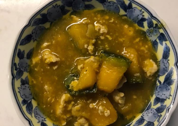 WORTH A TRY!  How to Make Kabocha soboroni- kabocha in ginger meat sauce