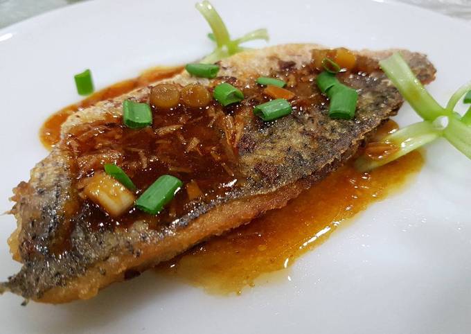 Simple Way to Make Ultimate Crispy Fried Fish in Ginger Soy Sauce
