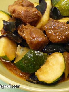木耳紅燒肉 ★消脂降膽固醇10★ 的食譜成品照片
