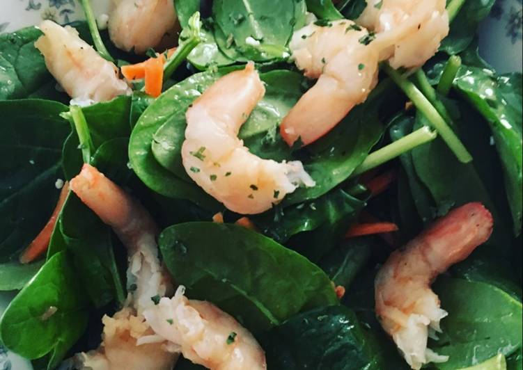 Steps to Cook Perfect Shrimp spinach salad