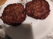 Una foto de carne molida con yuca
