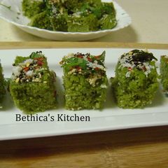 A picture of Spinach Dhokla.
