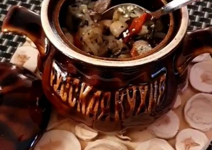 Картошка с грибами в духовке