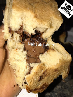 A picture of Nutella bread 🥯.