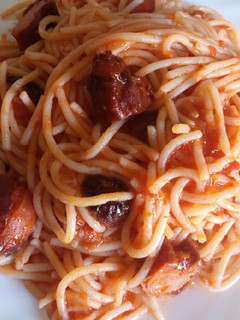 A picture of Spaghetti with minibites.