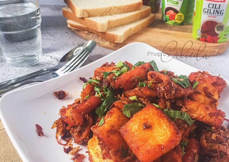 Roti Sambal Telur Cincang