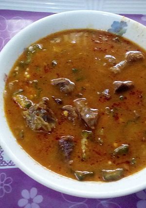A picture of Ogbono and okro soup.