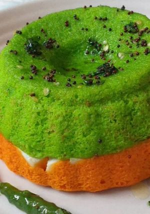 डबल लेयर के पनीर  ढोकला (Double layer ke paneer dhokla recipe in hindi) रेसिपी मुख्य फोटो